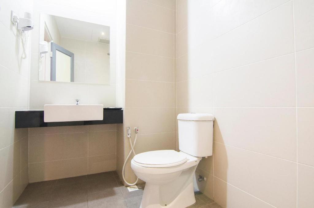Pice Hotel Bukit Mertajam Ngoại thất bức ảnh